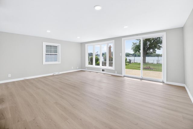 5188 Deep Point Drive, Portage, MI 49002
