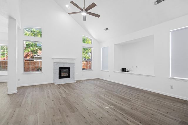 4201 S Iron Lane, Mansfield, TX 76063