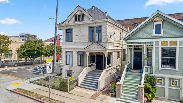 402 E 10Th St, Oakland, CA 94606