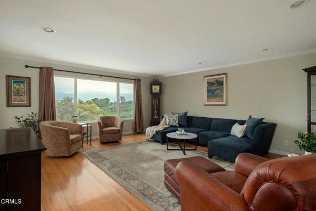 3039 Highridge Road, La Crescenta, CA 91214