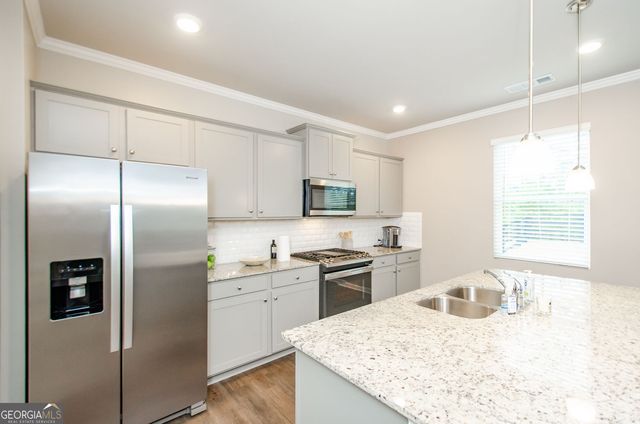 429 Valley View Circle, Dallas, GA 30132