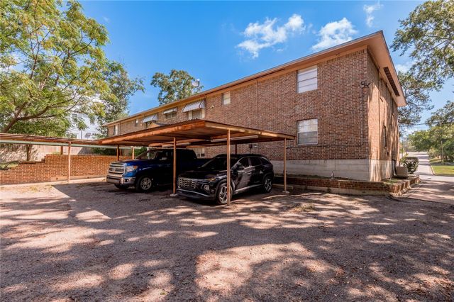 818 University Avenue 6, Huntsville, TX 77320