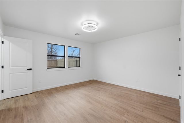 812 N 28th Street, Rogers, AR 72756