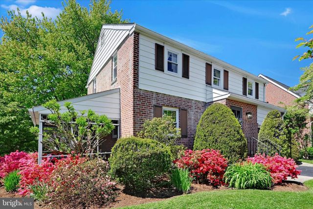114 RAMBLING WAY, Springfield, PA 19064