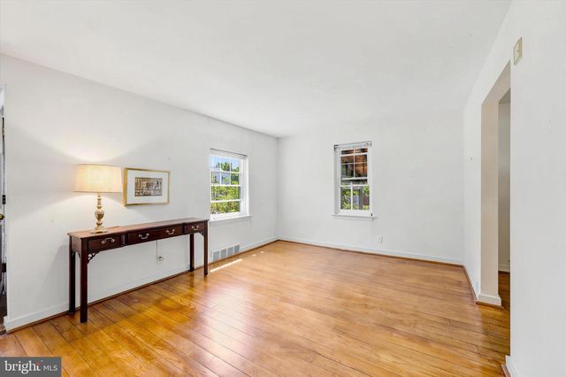 114 RAMBLING WAY, Springfield, PA 19064