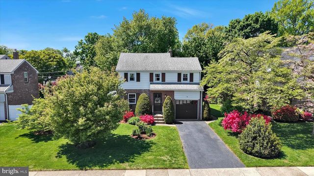 114 RAMBLING WAY, Springfield, PA 19064
