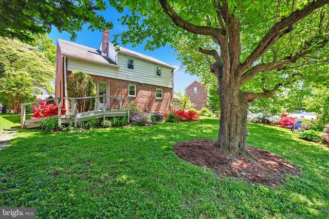 114 RAMBLING WAY, Springfield, PA 19064