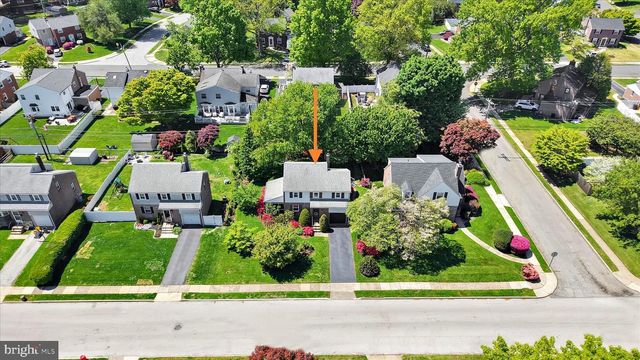 114 RAMBLING WAY, Springfield, PA 19064