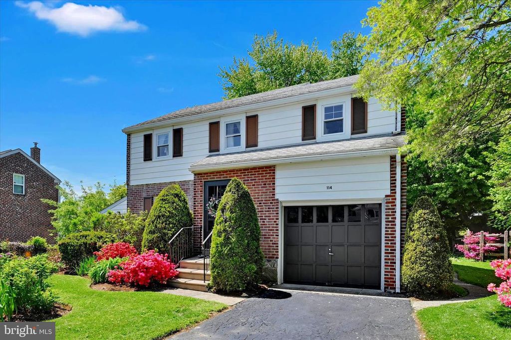 114 RAMBLING WAY, Springfield, PA 19064