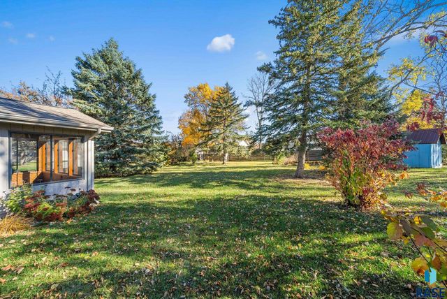 924 N Summit Ave Avenue, Madison, SD 57042