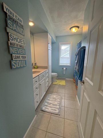 847 Cambridge Drive, Janesville, WI 53548