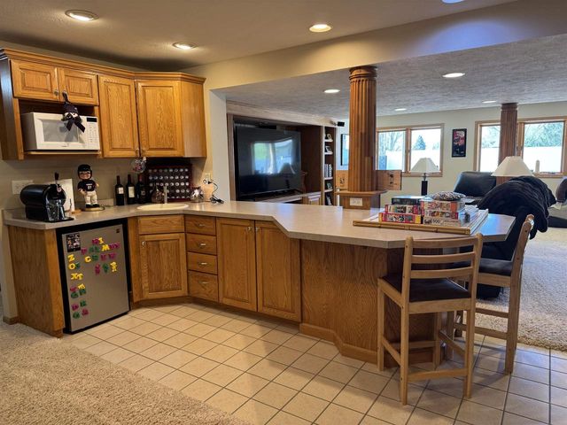847 Cambridge Drive, Janesville, WI 53548