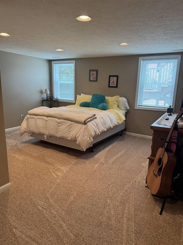 847 Cambridge Drive, Janesville, WI 53548