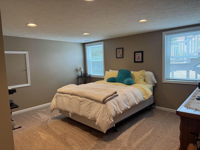 847 Cambridge Drive, Janesville, WI 53548