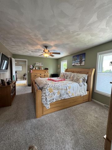 847 Cambridge Drive, Janesville, WI 53548