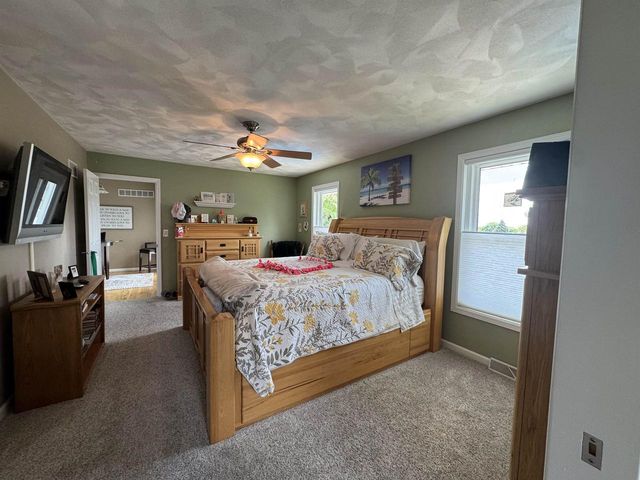 847 Cambridge Drive, Janesville, WI 53548