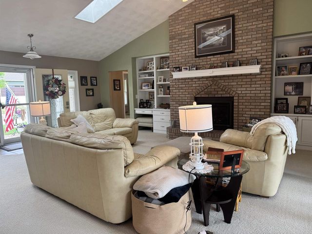 847 Cambridge Drive, Janesville, WI 53548