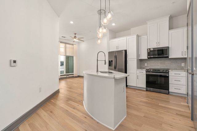 2700 Old Denton Road 2268, Carrollton, TX 75007