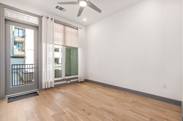 2700 Old Denton Road 2268, Carrollton, TX 75007