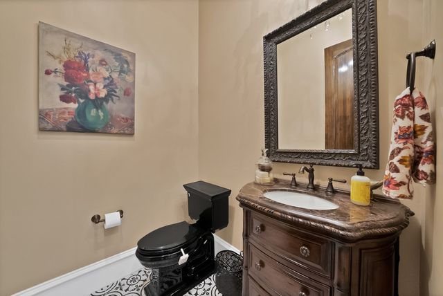 3875 Fm 121, Van Alstyne, TX 75495