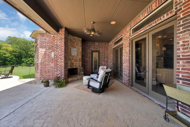 3875 Fm 121, Van Alstyne, TX 75495