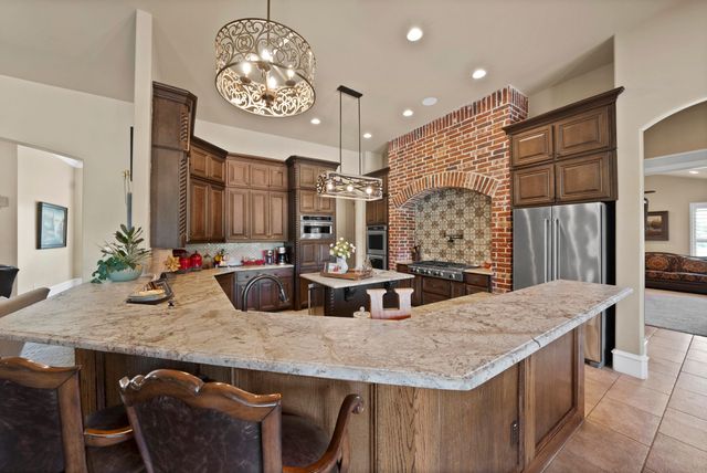 3875 Fm 121, Van Alstyne, TX 75495