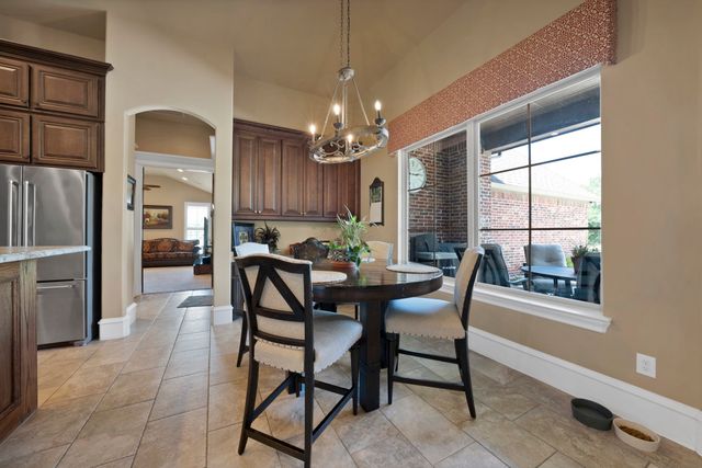 3875 Fm 121, Van Alstyne, TX 75495