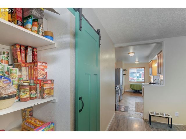 2245 36TH Ave, Longview, WA 98632