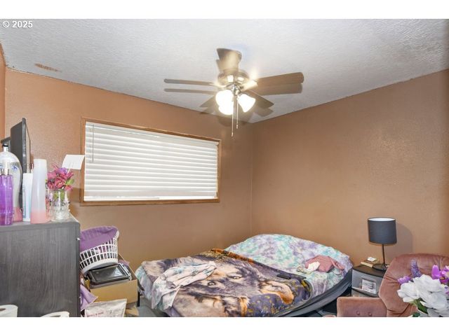 2245 36TH Ave, Longview, WA 98632