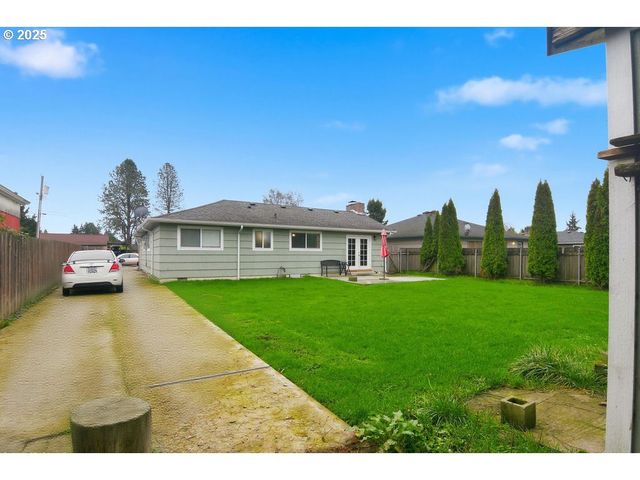 2245 36TH Ave, Longview, WA 98632