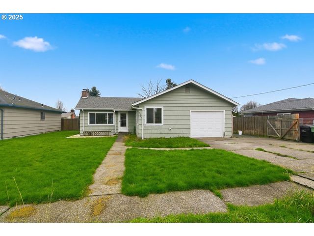 2245 36TH Ave, Longview, WA 98632