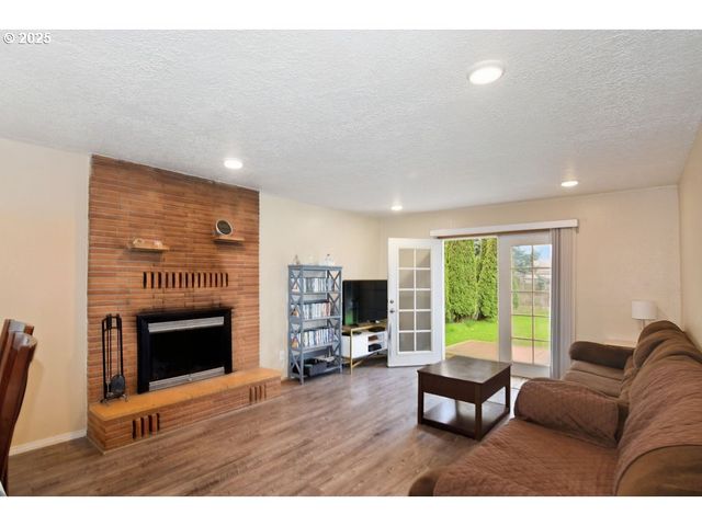 2245 36TH Ave, Longview, WA 98632