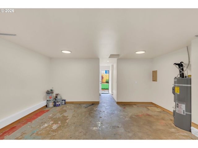 9575 Sw 92ND Ave, Portland, OR 97223