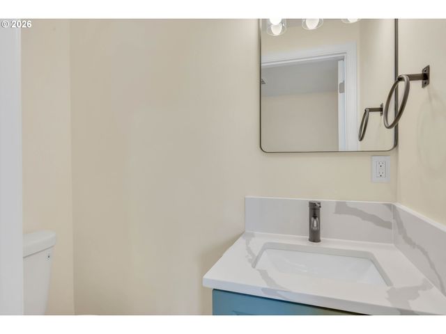 9575 Sw 92ND Ave, Portland, OR 97223