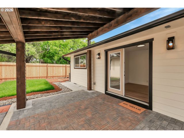 9575 Sw 92ND Ave, Portland, OR 97223
