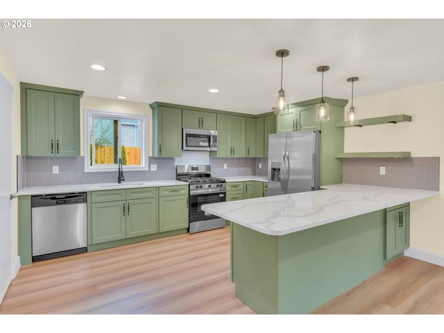 9575 Sw 92ND Ave, Portland, OR 97223