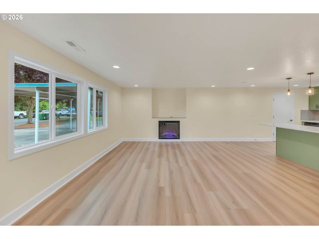 9575 Sw 92ND Ave, Portland, OR 97223