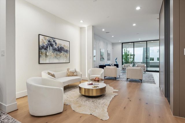 2309 Driscoll B, Houston, TX 77019