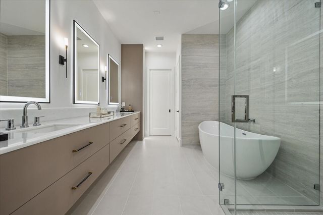 2309 Driscoll B, Houston, TX 77019