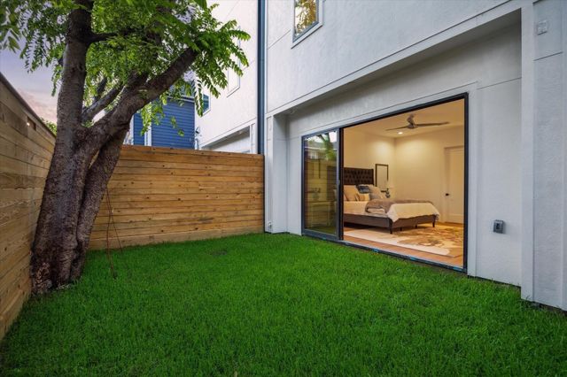 2309 Driscoll B, Houston, TX 77019