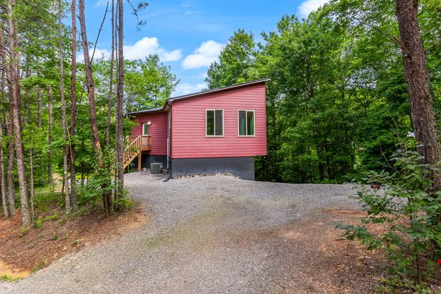 275 Peachtree Mtn. Est., Murphy, NC 28906