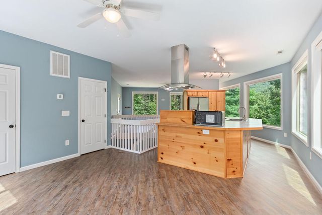 275 Peachtree Mtn. Est., Murphy, NC 28906