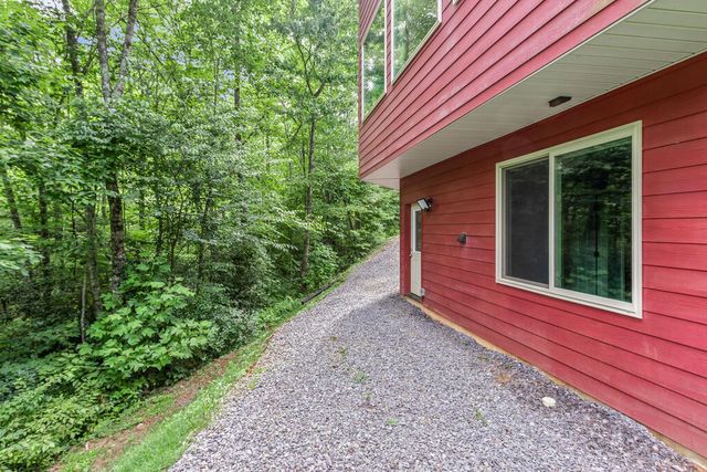 275 Peachtree Mtn. Est., Murphy, NC 28906