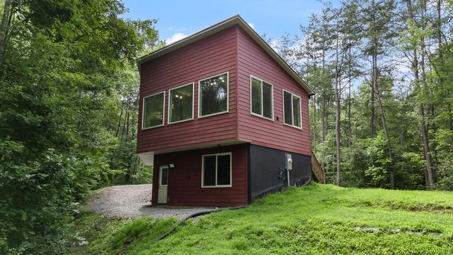 275 Peachtree Mtn. Est., Murphy, NC 28906