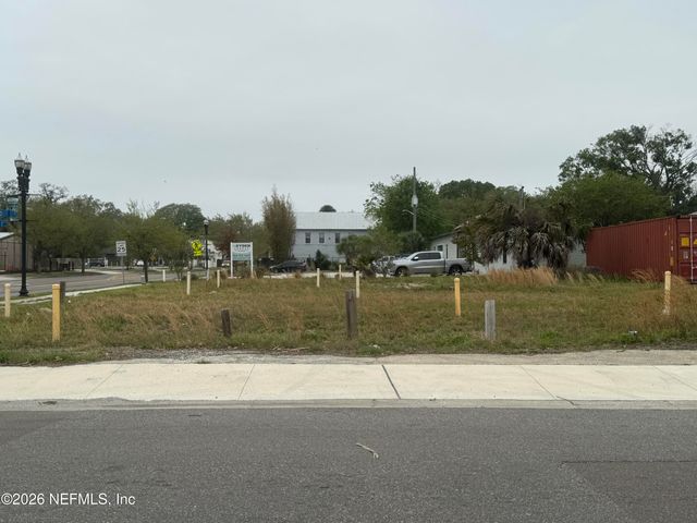 447 E 8TH Street, Jacksonville, FL 32206