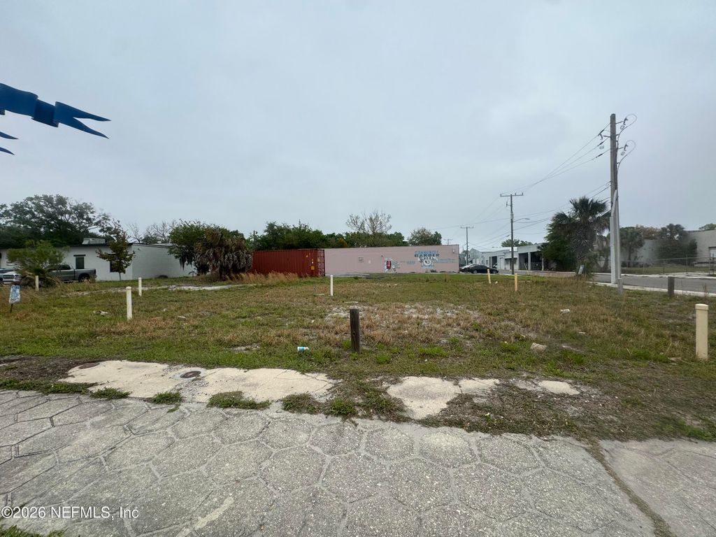 447 E 8TH Street, Jacksonville, FL 32206