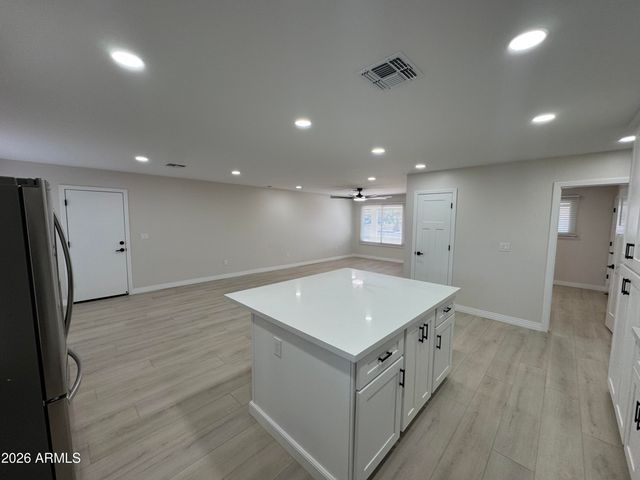 18212 N 43rd Place, Phoenix, AZ 85032