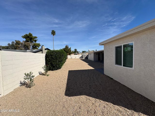 18212 N 43rd Place, Phoenix, AZ 85032