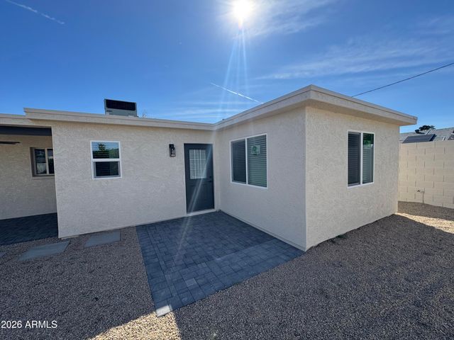18212 N 43rd Place, Phoenix, AZ 85032