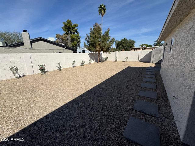18212 N 43rd Place, Phoenix, AZ 85032